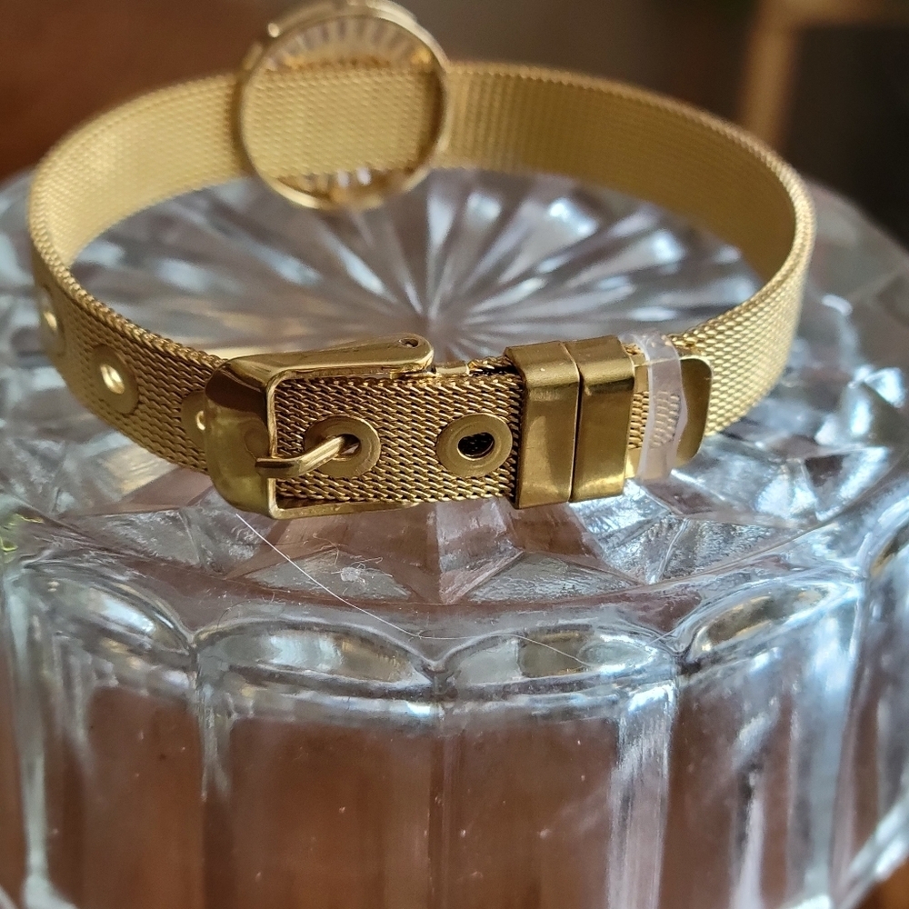 Stunning Gold Initial "K" Mesh Bracelet - CZ Crystals - Picture 5 of 7